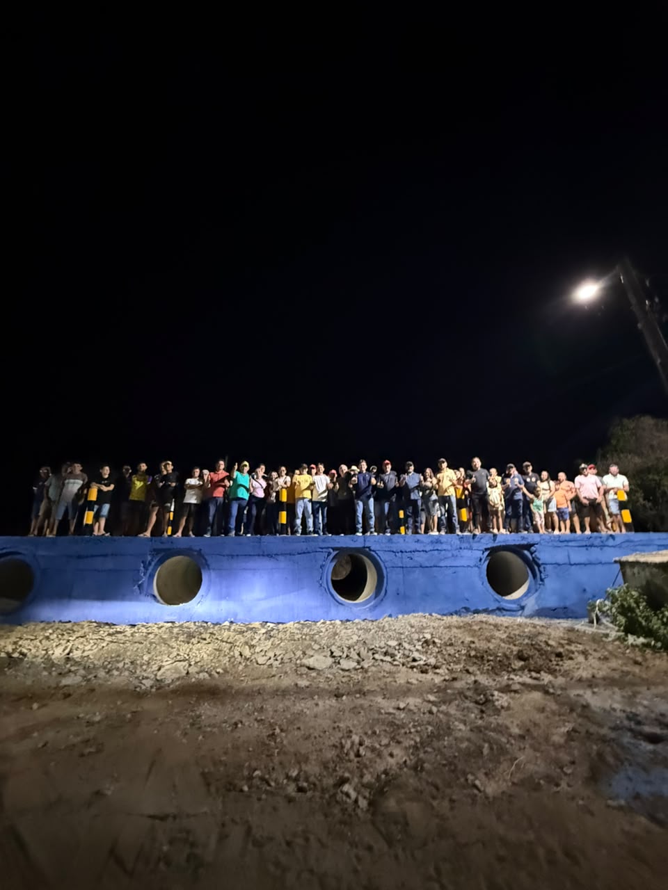 Passagem molhada é inaugurada no sítio Curralinho e garante mais segurança no acesso à comunidade